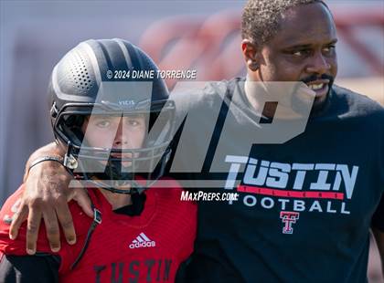 Thumbnail 2 in Foothill @ Tustin photogallery.