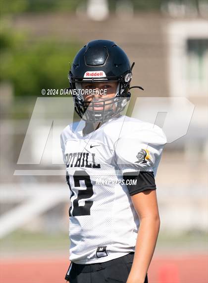 Thumbnail 1 in Foothill @ Tustin photogallery.