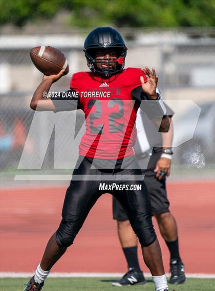 Thumbnail 1 in Foothill @ Tustin photogallery.