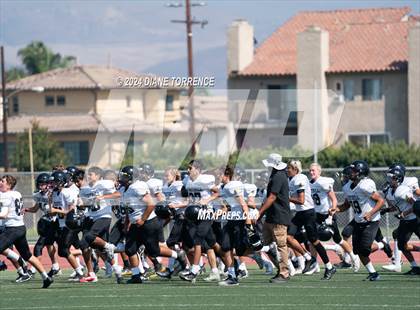 Thumbnail 2 in Foothill @ Tustin photogallery.