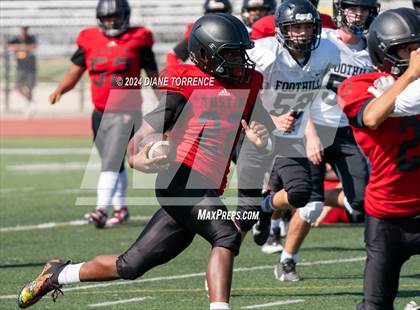 Thumbnail 1 in Foothill @ Tustin photogallery.