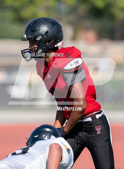 Thumbnail 1 in Foothill @ Tustin photogallery.