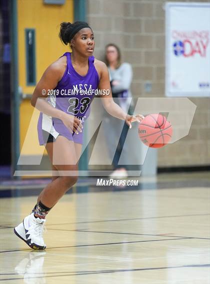 Thumbnail 2 in Mesa Ridge vs Horizon (Dakota Ridge High School) photogallery.