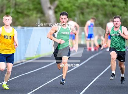 Thumbnail 1 in Yorktown Tri-Meet (100 Meter) photogallery.