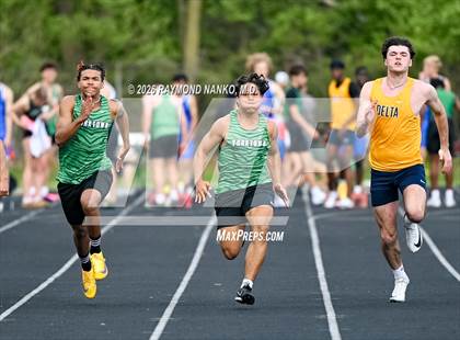 Thumbnail 1 in Yorktown Tri-Meet (100 Meter) photogallery.