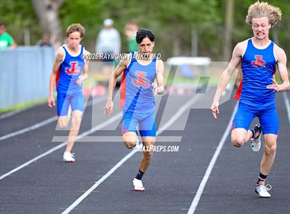 Thumbnail 3 in Yorktown Tri-Meet (100 Meter) photogallery.