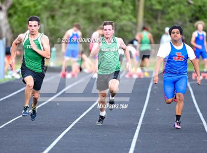 Thumbnail 3 in Yorktown Tri-Meet (100 Meter) photogallery.