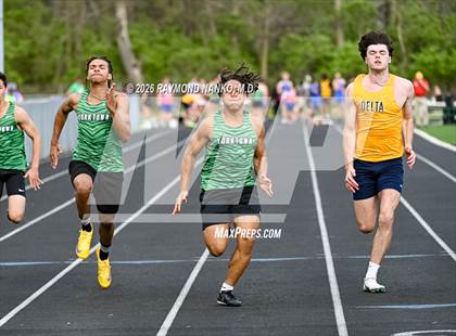 Thumbnail 3 in Yorktown Tri-Meet (100 Meter) photogallery.