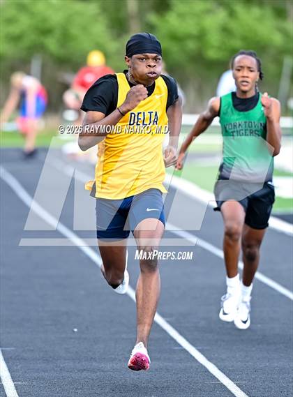 Thumbnail 1 in Yorktown Tri-Meet (100 Meter) photogallery.