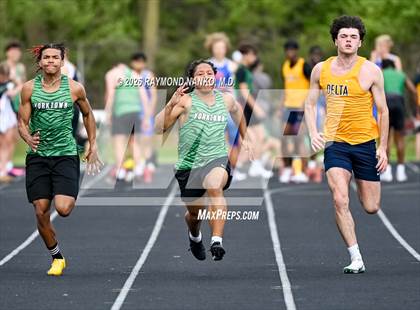 Thumbnail 3 in Yorktown Tri-Meet (100 Meter) photogallery.
