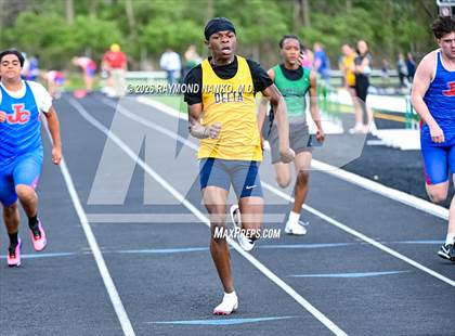 Thumbnail 3 in Yorktown Tri-Meet (100 Meter) photogallery.