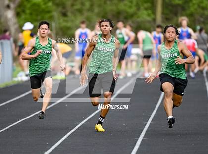 Thumbnail 2 in Yorktown Tri-Meet (100 Meter) photogallery.