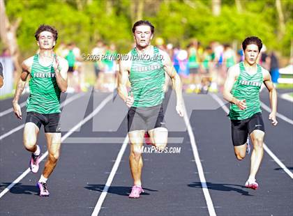 Thumbnail 2 in Yorktown Tri-Meet (100 Meter) photogallery.