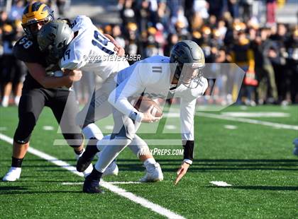 Thumbnail 2 in Mead vs. Bellevue (WIAA 3A Round 1) photogallery.