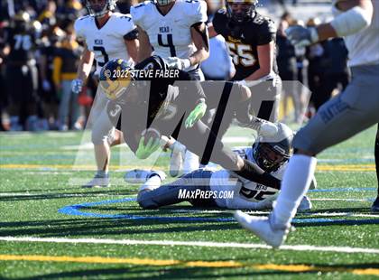 Thumbnail 2 in Mead vs. Bellevue (WIAA 3A Round 1) photogallery.