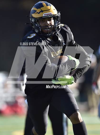 Thumbnail 3 in Mead vs. Bellevue (WIAA 3A Round 1) photogallery.
