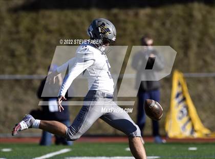 Thumbnail 1 in Mead vs. Bellevue (WIAA 3A Round 1) photogallery.