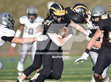 Thumbnail 2 in Mead vs. Bellevue (WIAA 3A Round 1) photogallery.