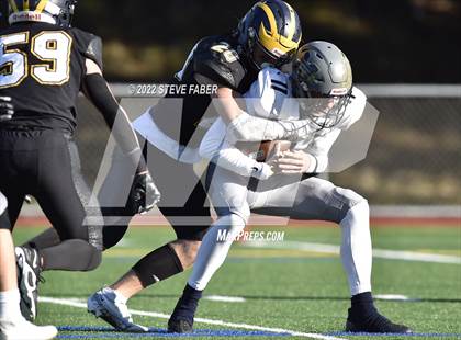 Thumbnail 1 in Mead vs. Bellevue (WIAA 3A Round 1) photogallery.