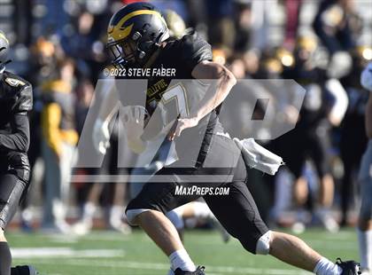 Thumbnail 3 in Mead vs. Bellevue (WIAA 3A Round 1) photogallery.