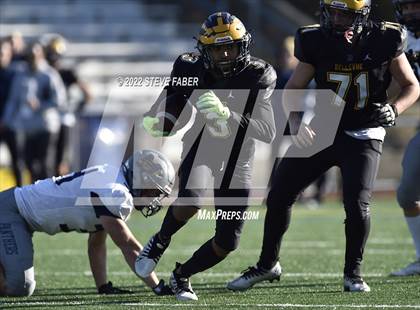 Thumbnail 2 in Mead vs. Bellevue (WIAA 3A Round 1) photogallery.