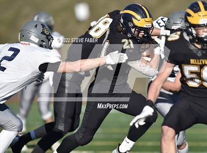 Thumbnail 3 in Mead vs. Bellevue (WIAA 3A Round 1) photogallery.