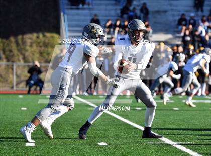 Thumbnail 1 in Mead vs. Bellevue (WIAA 3A Round 1) photogallery.