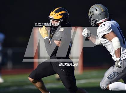 Thumbnail 2 in Mead vs. Bellevue (WIAA 3A Round 1) photogallery.