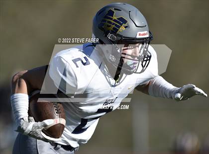 Thumbnail 1 in Mead vs. Bellevue (WIAA 3A Round 1) photogallery.