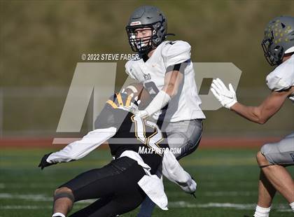 Thumbnail 1 in Mead vs. Bellevue (WIAA 3A Round 1) photogallery.