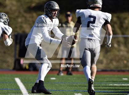 Thumbnail 3 in Mead vs. Bellevue (WIAA 3A Round 1) photogallery.