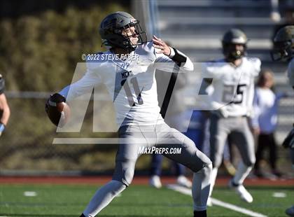 Thumbnail 3 in Mead vs. Bellevue (WIAA 3A Round 1) photogallery.