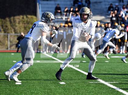 Thumbnail 3 in Mead vs. Bellevue (WIAA 3A Round 1) photogallery.