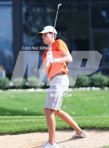 Thumbnail 3 in CHSAA 5A Championships (Day 1) photogallery.