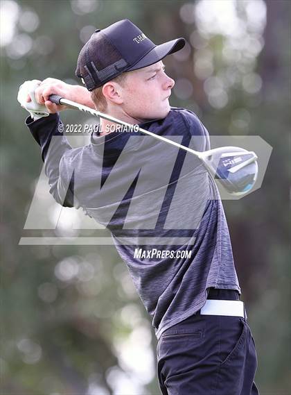 Thumbnail 2 in CHSAA 5A Championships (Day 1) photogallery.