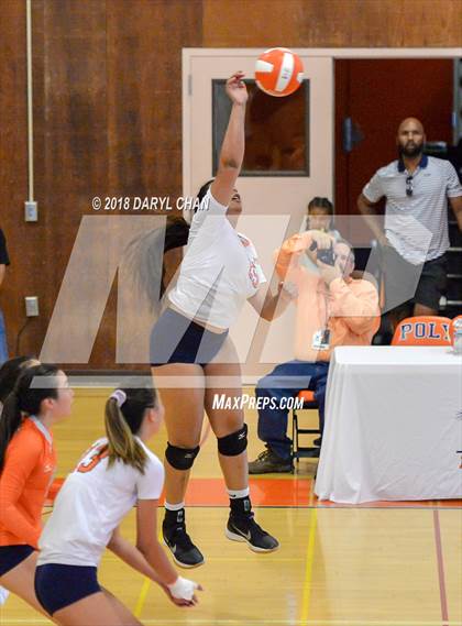 Thumbnail 2 in San Marino vs Polytechnic (Polytechnic Tournament) photogallery.