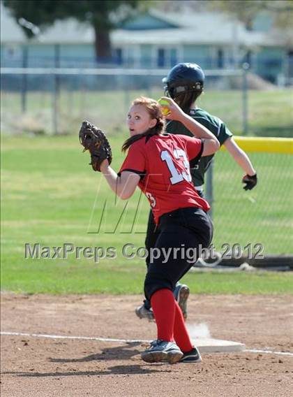 Thumbnail 3 in Rosamond @ Tehachapi photogallery.