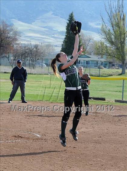 Thumbnail 1 in Rosamond @ Tehachapi photogallery.