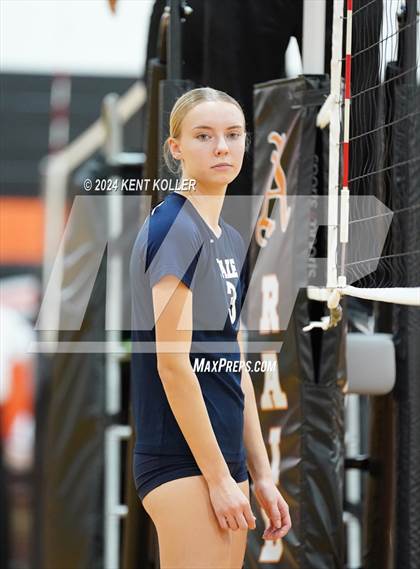 Thumbnail 3 in Yale vs. Almont photogallery.