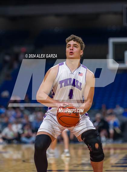 Thumbnail 3 in Thrall vs Shelbyville (UIL 2A Basketball Semifinal) photogallery.