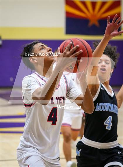 Thumbnail 3 in NFL Yet Academy vs Mountainside (Wrangler Classic) photogallery.