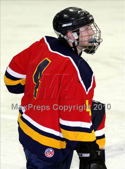 Thumbnail 1 in Somersworth vs. Belmont-Gilford (NHIAA Division III Quarterfinal) photogallery.