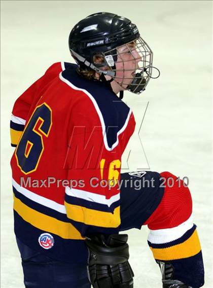 Thumbnail 3 in Somersworth vs. Belmont-Gilford (NHIAA Division III Quarterfinal) photogallery.