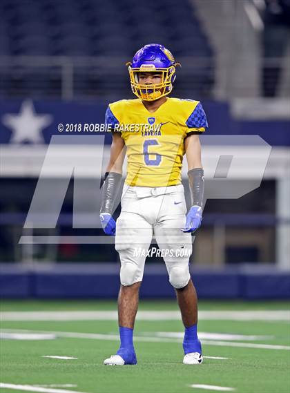 Thumbnail 3 in Decatur vs. La Vega (UIL 4A Division 1 Semifinal) photogallery.
