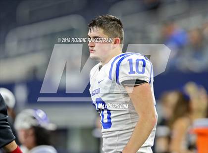 Thumbnail 2 in Decatur vs. La Vega (UIL 4A Division 1 Semifinal) photogallery.