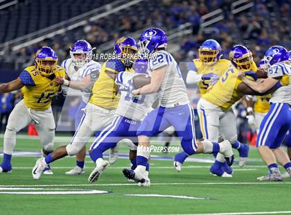Thumbnail 3 in Decatur vs. La Vega (UIL 4A Division 1 Semifinal) photogallery.