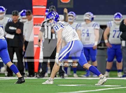 Thumbnail 2 in Decatur vs. La Vega (UIL 4A Division 1 Semifinal) photogallery.
