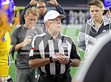 Thumbnail 3 in Decatur vs. La Vega (UIL 4A Division 1 Semifinal) photogallery.