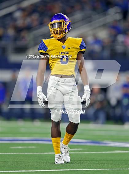 Thumbnail 1 in Decatur vs. La Vega (UIL 4A Division 1 Semifinal) photogallery.