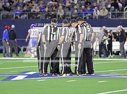 Thumbnail 1 in Decatur vs. La Vega (UIL 4A Division 1 Semifinal) photogallery.